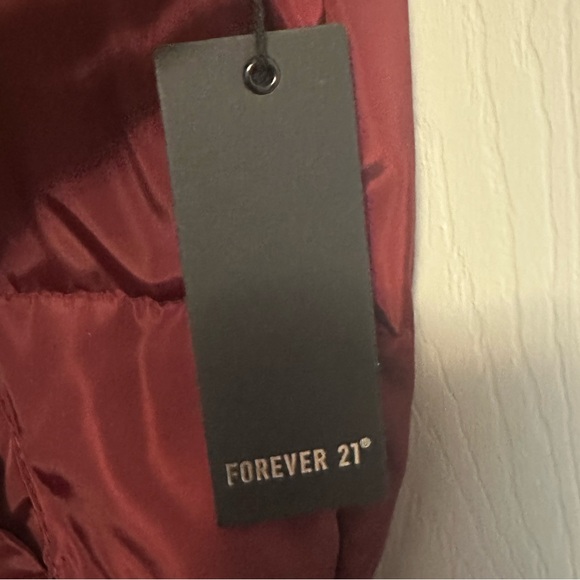 Brand New Women’s Bomber - Picture 3 of 5